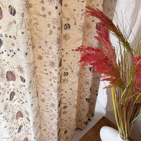 close up of beige floral curtain panel with dried pampas grass decor, botanical print window drapery for boho farmhouse style