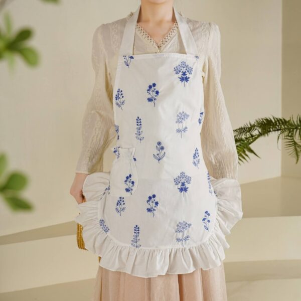 lace apron for women with blue small floral embroidery and white lace frill hem, cute single-size non-waterproof decorative cotton apron for baking & florist work