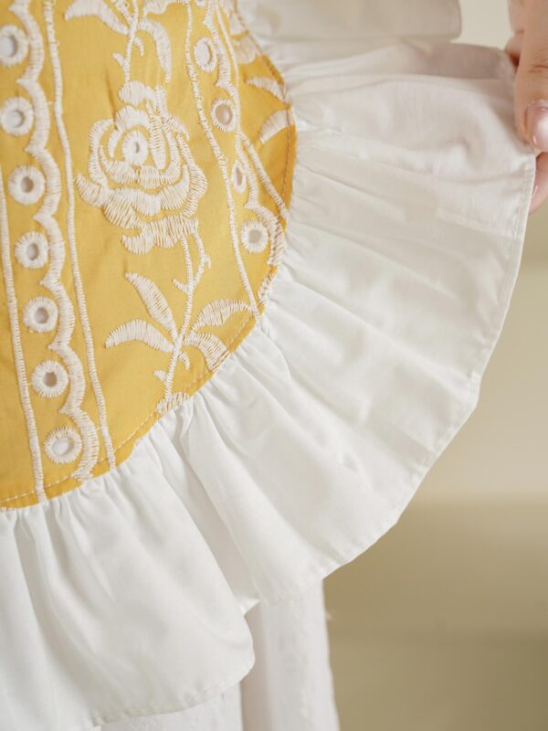 cute lace apron for women with yellow rose embroidery, lightweight frilled decorative florist apron, single size non-waterproof fabric